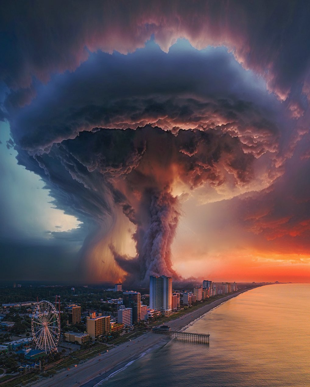 Miami's Majestic Cumulonimbus Clouds: A Sight to Behold - Vietnews8