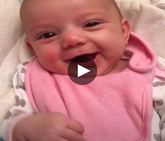 8-Week-Old Infant Surprises All by Saying ‘I Love You’